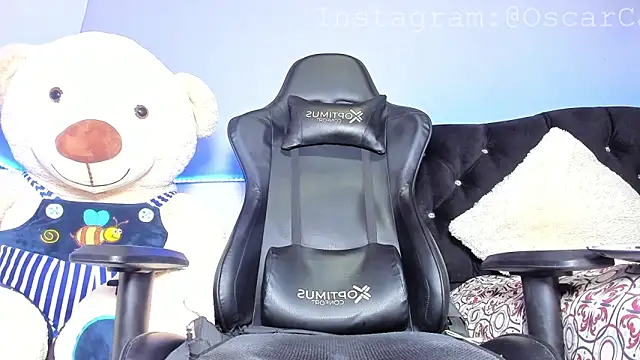 Snapshot of AbadSpears chatting on March 4, 12:22 pm AbadSpears online show from March 4, 12:22 pm