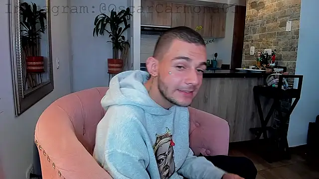 Snapshot of AbadSpears chatting on March 20, 6:42 pm AbadSpears online show from March 20, 6:42 pm