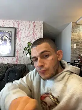 Snapshot of AbadSpears chatting on March 20, 3:36 pm AbadSpears online show from March 20, 3:36 pm