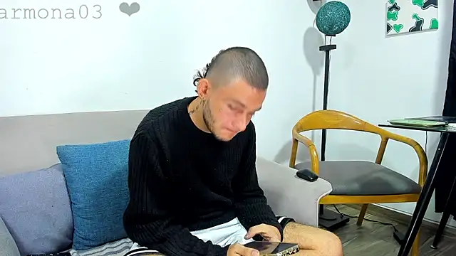 Snapshot of AbadSpears chatting on March 15, 11:06 pm AbadSpears online show from March 15, 11:06 pm