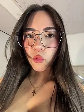 Melody 04 online show from April 4, 4:19 am