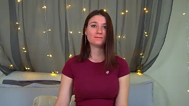 VictoriaArdern online show from November 17, 6:28 am