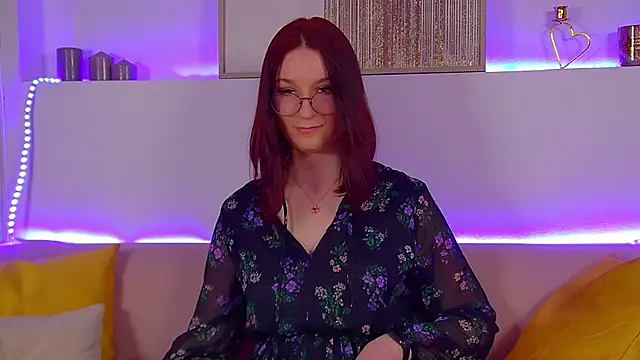 VictoriaArdern online show from March 16, 4:12 pm