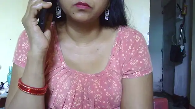 Snapshot of Suhana-sapna chatting on October 5, 6:04 am Suhana-sapna online show from October 5, 6:04 am