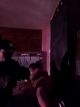 Snapshot of SiperoXxX chatting on February 4, 9:04 am SiperoXxX online show from February 4, 9:04 am