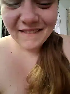 Snapshot of Sweetchubbybbw chatting on January 9, 7:40 pm Sweetchubbybbw online show from January 9, 7:40 pm