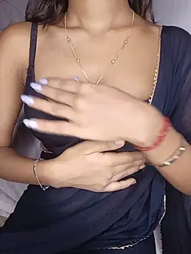Snapshot of sexyriya_008 chatting on June 5, 6:02 pm sexyriya 008 online show from June 5, 6:02 pm