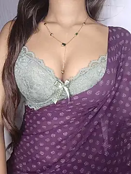 Snapshot of sexyriya_008 chatting on July 20, 6:10 pm sexyriya 008 online show from July 20, 6:10 pm
