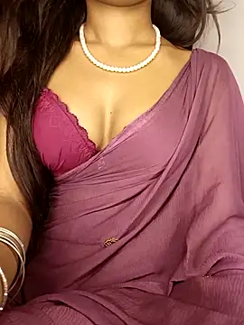 Snapshot of sexyriya_008 chatting on September 30, 7:20 pm sexyriya 008 online show from September 30, 7:20 pm