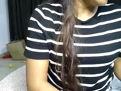 Hritvika online show from August 8, 2:13 pm