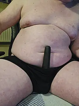 Chilsen1904 online show from February 22, 1:52 am