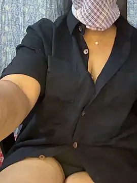 Snapshot of stylishpooja chatting on December 11, 6:09 pm stylishpooja online show from December 11, 6:09 pm