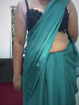 Snapshot of stylishpooja chatting on October 4, 4:52 pm stylishpooja online show from October 4, 4:52 pm