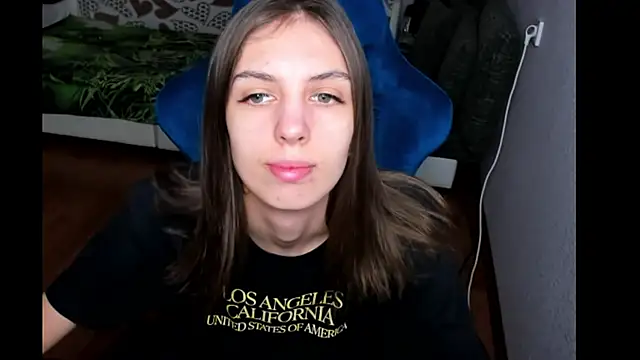 Snapshot of Venera66615 chatting on January 26, 1:36 pm Venera66615 online show from January 26, 1:36 pm