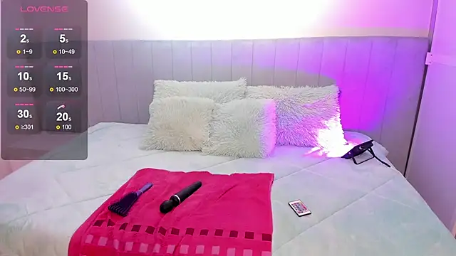 natasha adams22 online show from September 20, 2:05 am