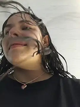 Noah Jhonson online show from December 2, 1:02 pm