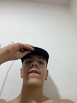 Flynn Riider online show from February 20, 3:01 am
