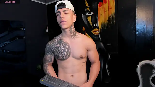 Snapshot of Flynn_Riider chatting on October 23, 5:22 pm Flynn Riider online show from October 23, 5:22 pm