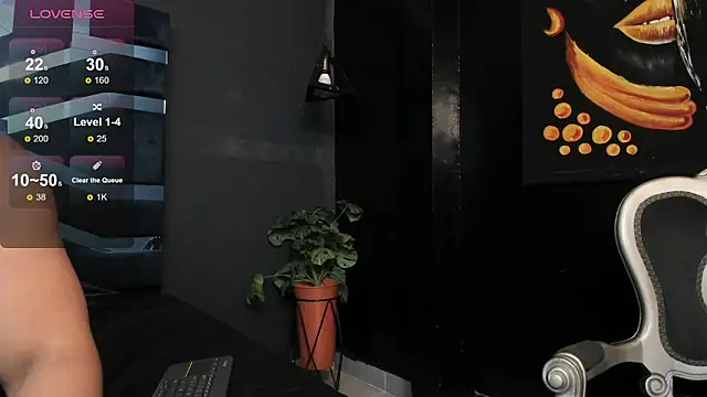 Flynn Riider online show from March 5, 5:20 pm