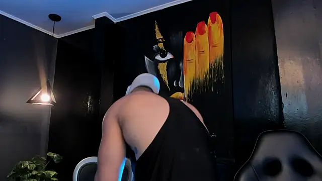 Flynn Riider online show from February 12, 5:23 pm