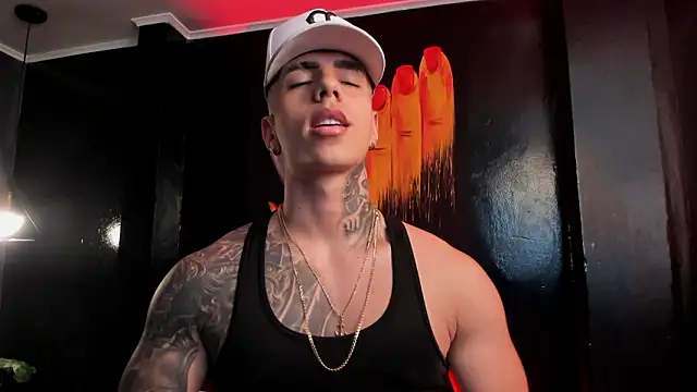 Flynn Riider online show from February 19, 5:21 pm