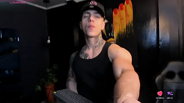 Snapshot of Flynn_Riider chatting on October 20, 5:24 pm Flynn Riider online show from October 20, 5:24 pm