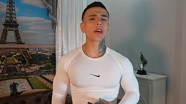 Flynn Riider online show from May 20, 5:43 pm