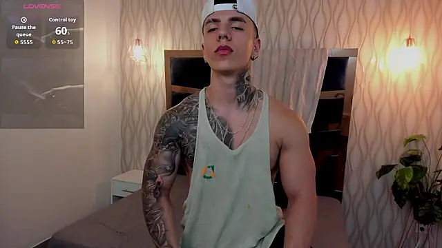 Flynn Riider online show from March 11, 5:56 am