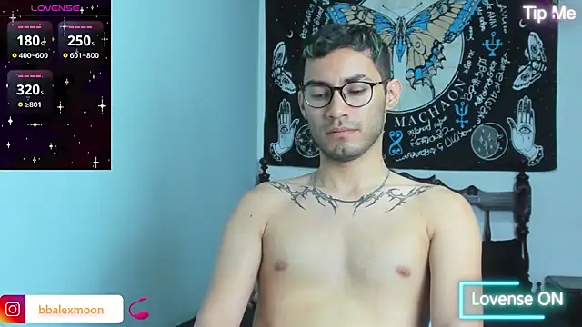 Snapshot of alexdesire chatting on March 19, 2:24 pm alexdesire online show from March 19, 2:24 pm