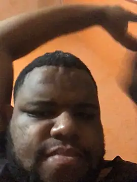 Robertysafado online show from April 18, 4:04 am