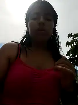 Danna-linyi online show from February 7, 7:49 pm