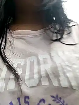 Danna-linyi online show from March 8, 9:40 pm