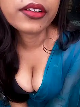 hinaa khan online show from November 9, 4:33 pm