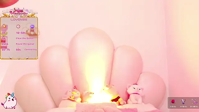 zoewillian online show from July 9, 11:59 pm