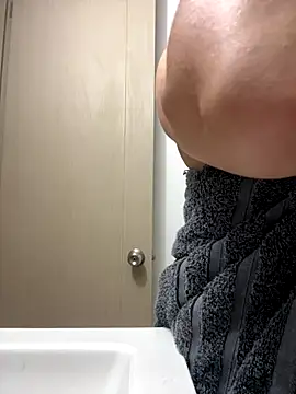 zoewillian online show from December 21, 9:37 pm