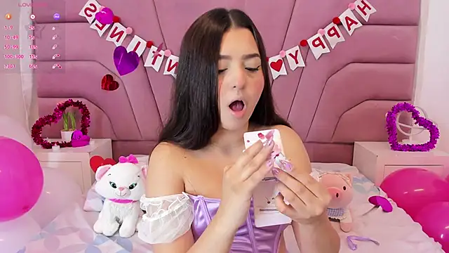 zoewillian online show from February 15, 8:34 pm