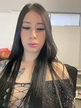 Zoee t online show from June 16, 9:04 pm