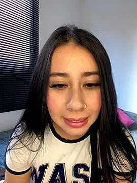 Zoee t online show from October 14, 9:47 pm