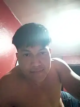 Snapshot of angeldeldiablo1592 chatting on February 12, 5:07 am angeldeldiablo1592 online show from February 12, 5:07 am