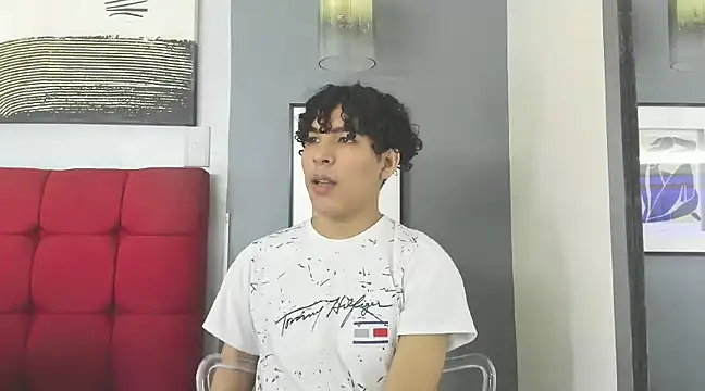 Snapshot of _Natassia_Dreams chatting on March 18, 4:06 pm Natassia Dreams online show from March 18, 4:06 pm