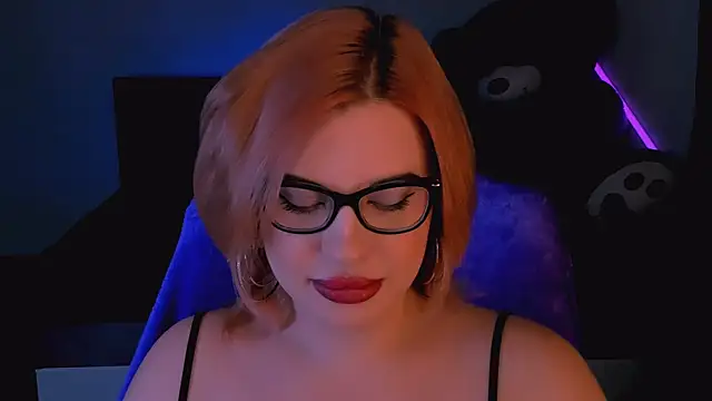 Snapshot of evaharve chatting on October 24, 10:42 pm evaharve online show from October 24, 10:42 pm