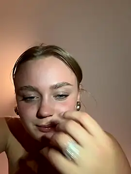 CherryEmmy online show from October 4, 5:14 pm