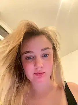 CherryEmmy online show from November 25, 5:35 pm