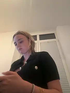 CherryEmmy online show from September 12, 6:07 pm