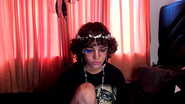 slutty venus online show from October 22, 9:13 pm