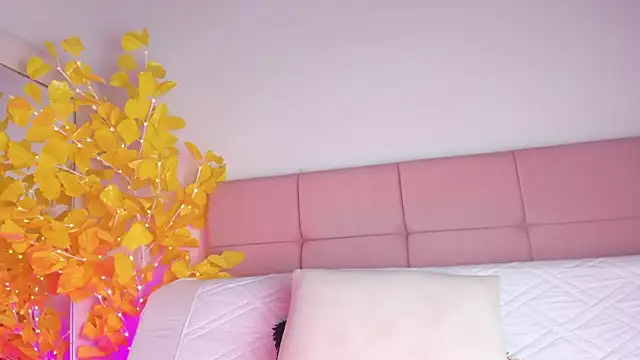 HaleyAmaya online show from February 12, 11:48 pm