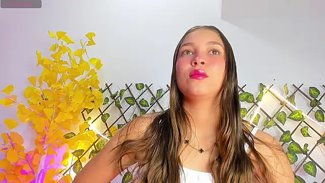 Snapshot of HaleyAmaya chatting on July 19, 3:42 pm HaleyAmaya online show from July 19, 3:42 pm