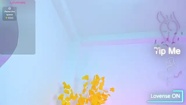 Snapshot of HaleyAmaya chatting on October 9, 6:19 pm HaleyAmaya online show from October 9, 6:19 pm