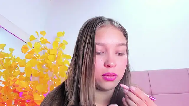 HaleyAmaya online show from February 11, 11:59 pm