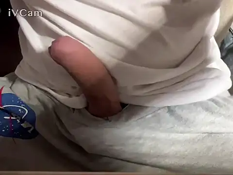 Axeeeeeeeeeeeel online show from November 18, 5:49 pm